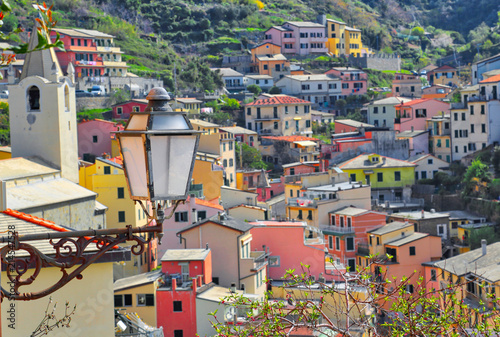 Fototapeta Naklejka Na Ścianę i Meble -  Italy, Riomaggiore colorful streets