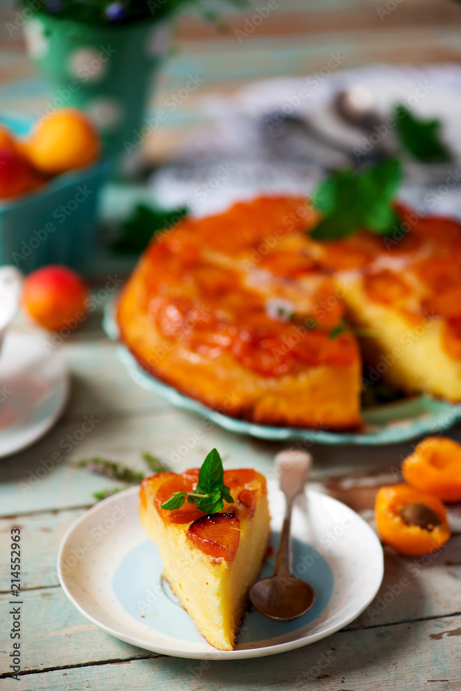 Apricot upside dawn cake.style rustic. Apricot upside dawn cake.style rustic.