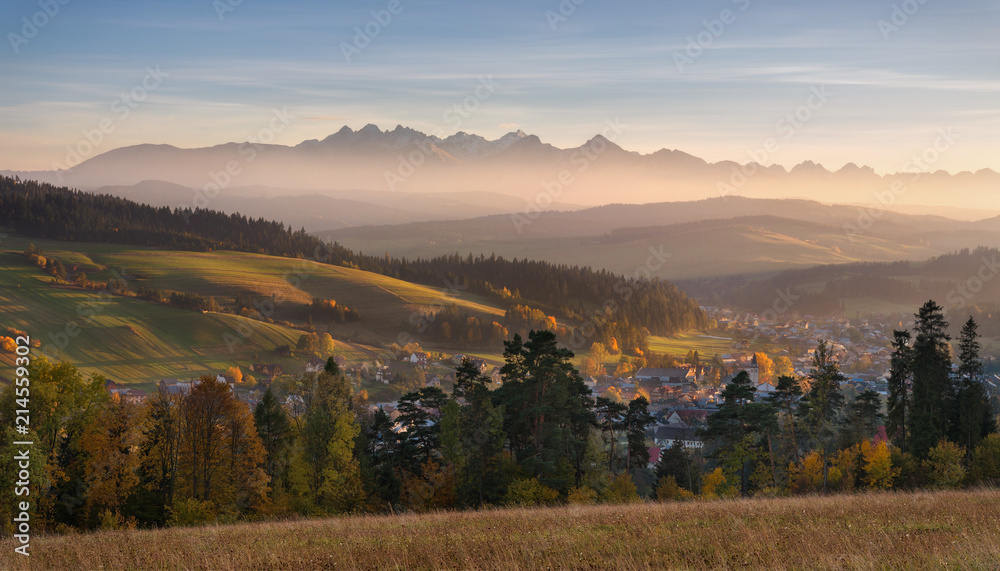 Autumn Landscape Of Poland Tatra Mountains. Beautiful View Of High Tatras And Picturesque Sunny Valley. Polish Rural Landscape With Tatry Mountain At Sunset.