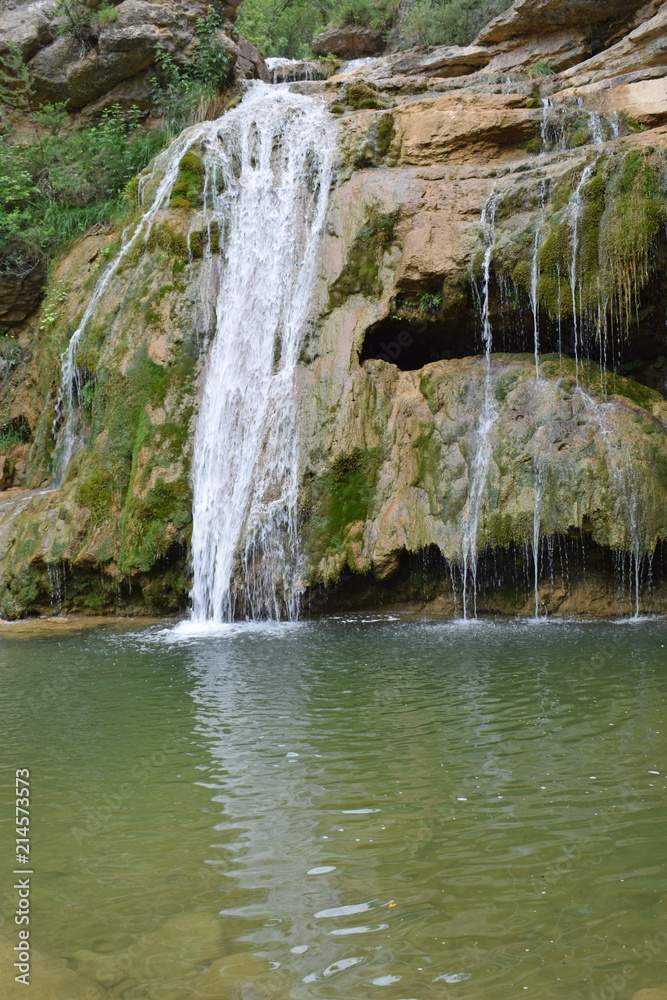 Obraz premiumSiete cascadas de Campdevanol Gerona España