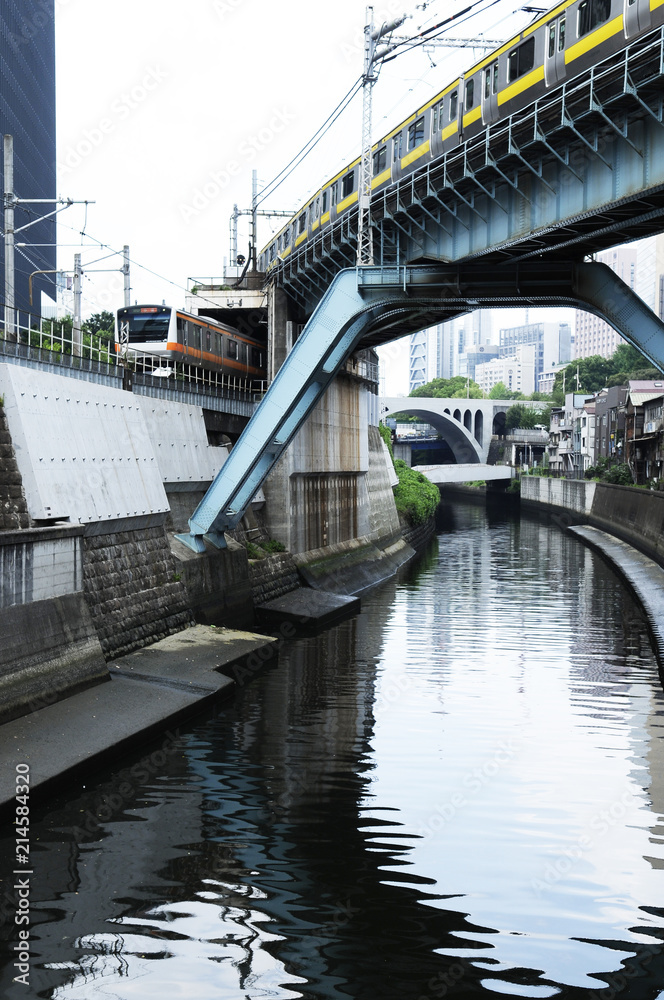 Obraz premium 鉄橋 中央線 総武線