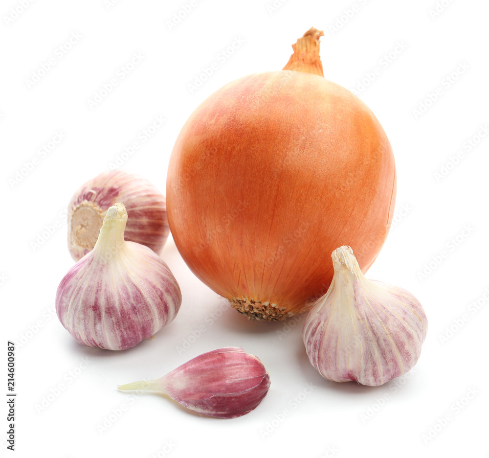 Fototapeta premium Fresh onion with garlic on white background