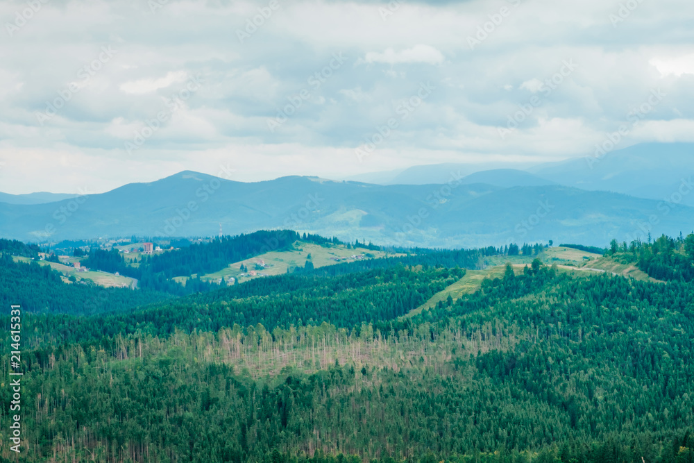 Obraz premium Amazing view on beautiful mountains landscape. Carpathian mountains ridge. Ukraine, Europe.