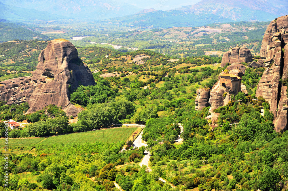 Obraz premium Panorama of Meteora hills, Kalampaka, Greece