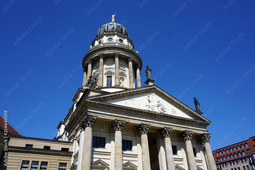 Obraz premium Berlin; Französischer Dom am Gendarmenmarkt