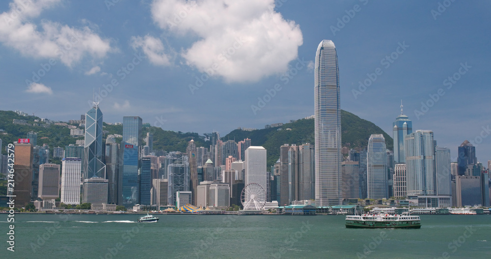 Obraz premium Hong Kong urban city skyline in sunny day