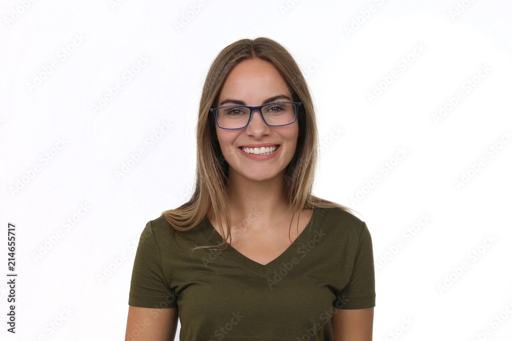 Hübsche blonde Frau mit Brille lacht Hübsche blonde Frau mit Brille lacht