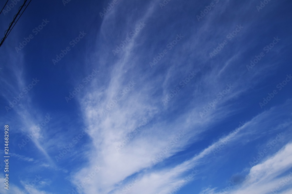 Obraz premium Sesonal background material / Blue sky and white clouds