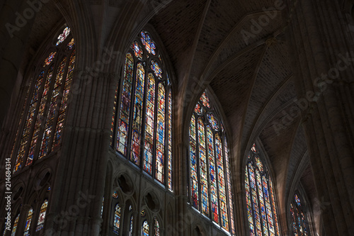Farbige Fenster in der Kathedrale in León, Castilla y León, Spanien