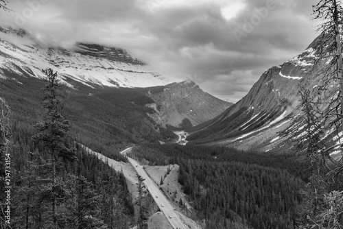 The Icefields Parkway, Highway 93 N, mountain road running through the heart of Banff and Jasper National Parks, Alberta, Canada