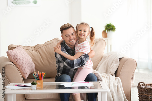 Happy father and daughter s...
