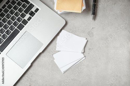 Blank business cards with l...
