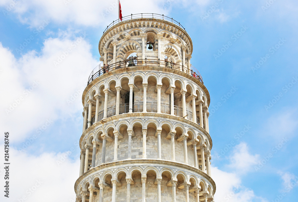 the leaning tower of Pisa Italy - famous italian landmarks