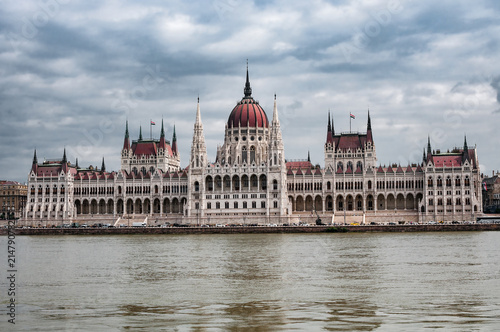  Hungarian Parliament on the embankment of Danube river in Budapest, Hungary © unclepodger