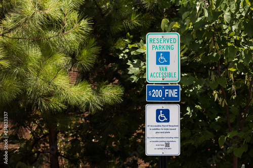 A park sign in Knoxville Tennessee photo