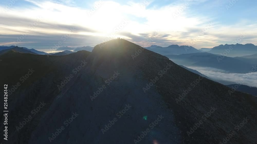 Vue aérienne du Mont Joly au dessus de la mer de nuage, Saint Gervais Les Bains, France