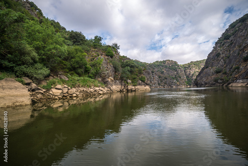 Vista de Arribes del Duero Parque natural © jjmillan