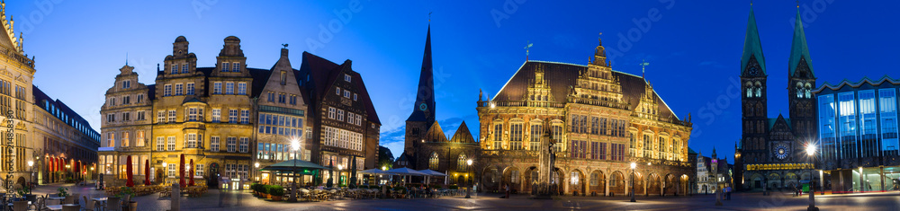 bremen historic city germany in the evening high definition panorama