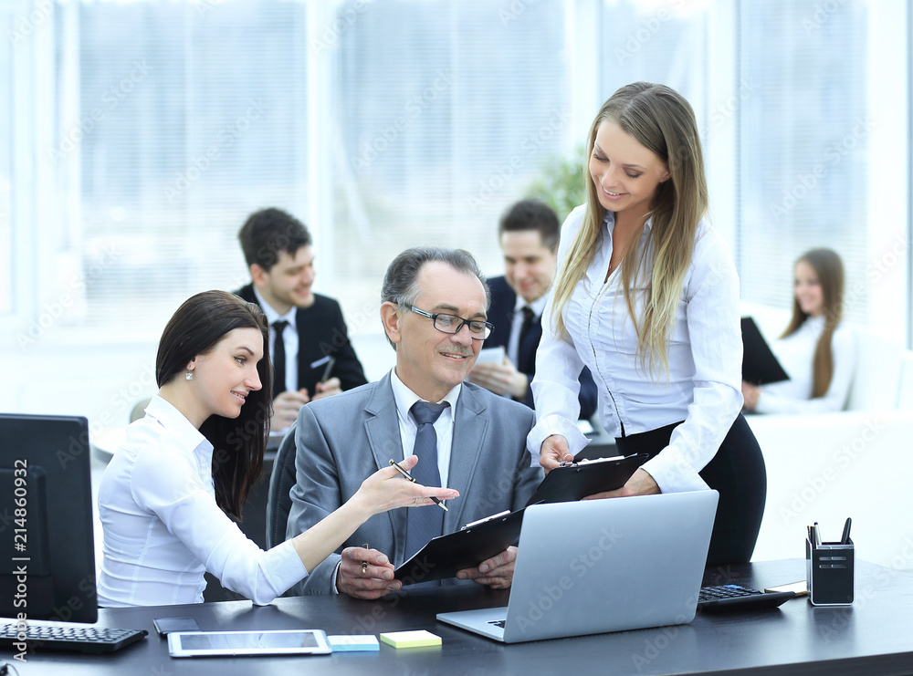 business team discussing with the head of financial data business team discussing with the head of financial data