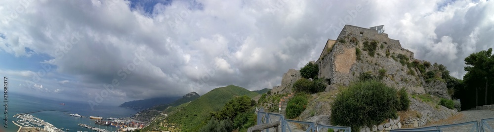 Salerno - Panoramica del castello di Arechi