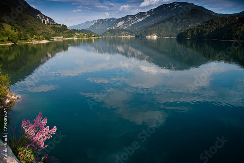 Ledro See. Lago di Ledro. Trentino. Italien. Umgebung von Gardasee