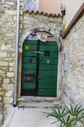 Alte Holztür, Bale Vale, Kroatien