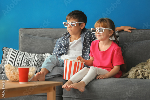 Cute children in 3d glasses...