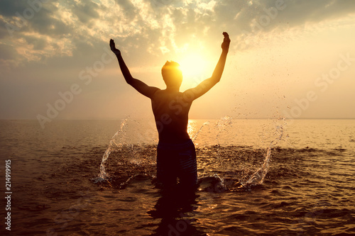 Obraz na plátně Happy Man in the Water