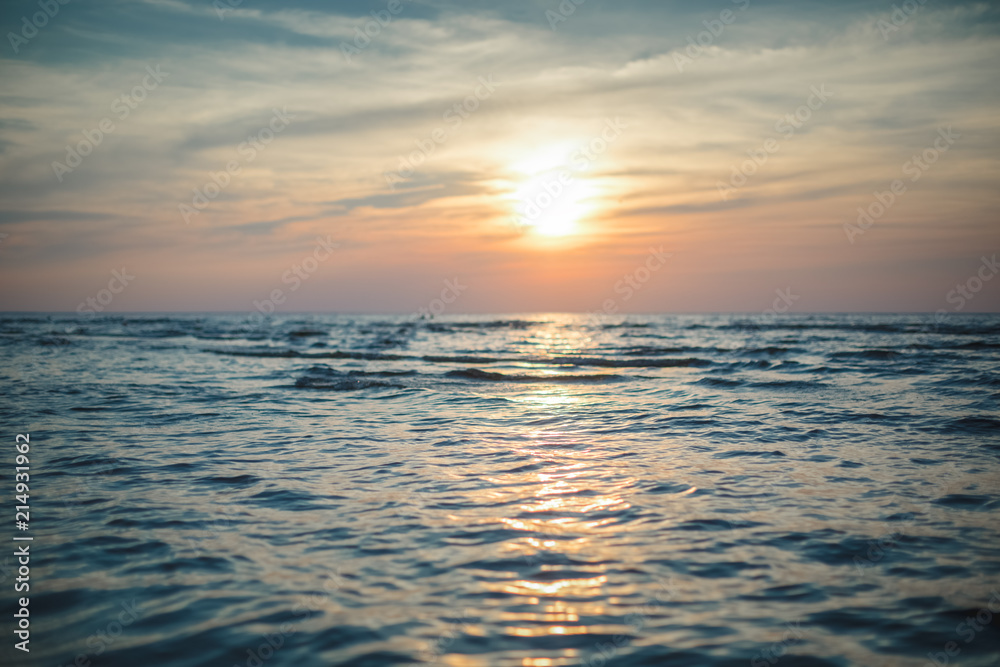 Obraz premium Sunrise on the Atlantic