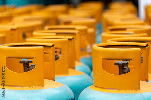 Tapety artystyczne LPG gas bottle stack ready for sell.