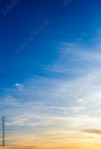Fototapeta Naklejka Na Ścianę i Meble -  colorful dramatic sky with cloud at sunset.
