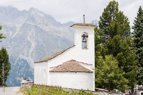 Sils, Fex Crasta, Kirche, Kapelle, Fextal, Val Fex, Wanderweg, Alpen, Oberengadin, Graubünden, Sommer, Schweiz © bill_17