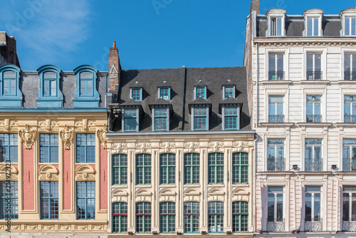 Fototapeta Naklejka Na Ścianę i Meble -  Lille, ancient buildings in the center, beautiful town in the north of France 
