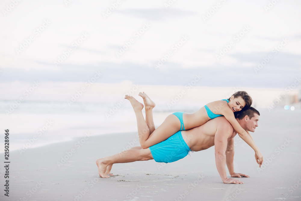 Fototapeta premium beautiful couple on the beach