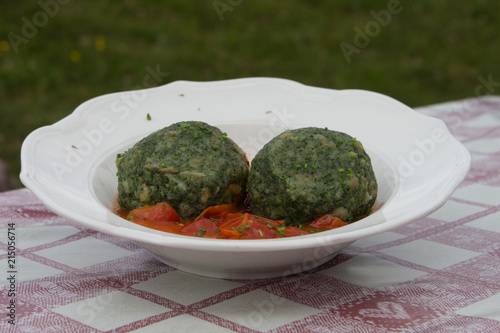 canederli alle ortiche
