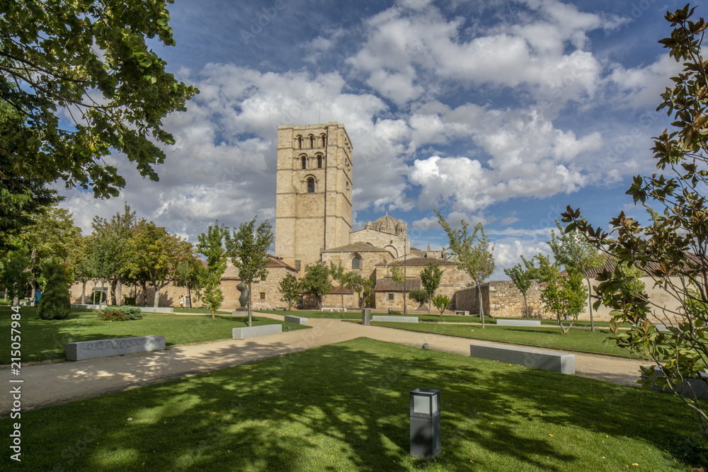 Vista de la Torre de la Catedral de Zamora desde el castillo 