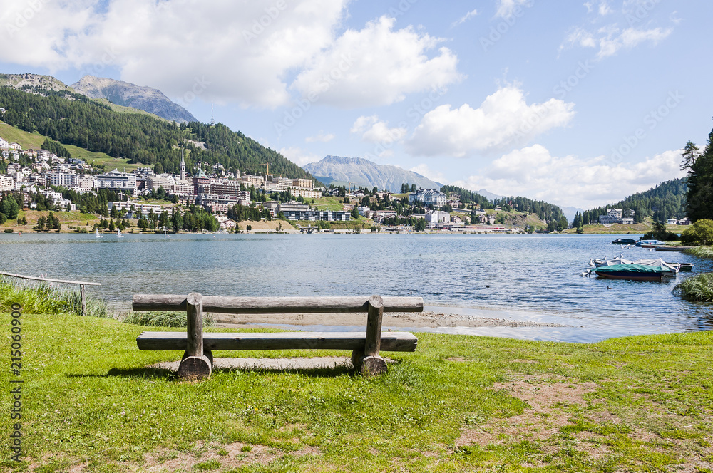 St. Moritz, St. Moritzersee, See, Seeufer, Uferweg, Oberengadin, Engadin, Alpen, Wassersport, Malojawind, Wanderweg, Graubünden, Sommer, Schweiz St. Moritz, St. Moritzersee, See, Seeufer, Uferweg, Oberengadin, Engadin, Alpen, Wassersport, Malojawind, Wanderweg, Graubünden, Sommer, Schweiz