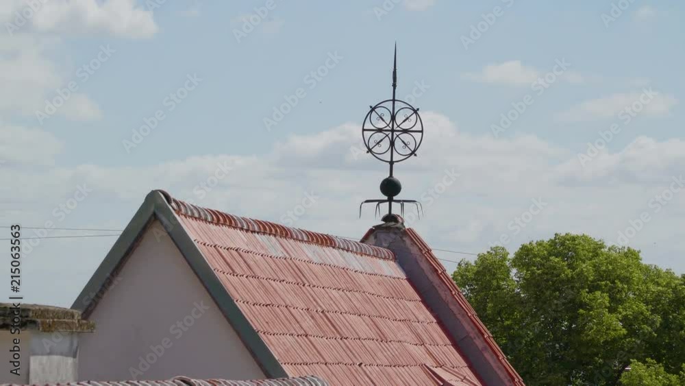 18611_A_windvane_on_top_of_the_house_in_old_town_Tallinn_Estonia.mov 18611_A_windvane_on_top_of_the_house_in_old_town_Tallinn_Estonia.mov