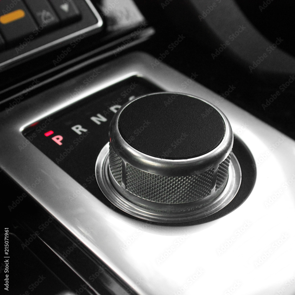 Dark luxury king Interior - Steering wheel, Shift Lever Dark luxury king Interior - Steering wheel, Shift Lever
