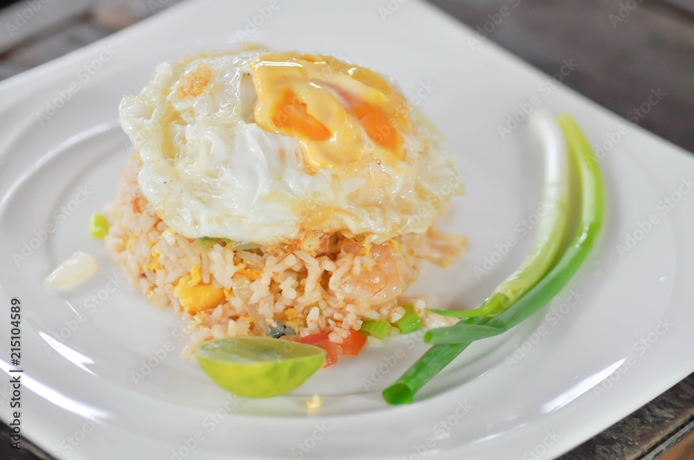 stir-fried rice with shrimp stir-fried rice with shrimp