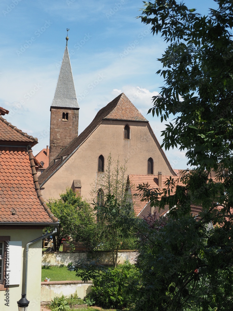 Wissembourg - Weißenburg – Weisseburch - im Elsass - mit mittelalterlichem Stadtkern und Stadtmauer
Wissembourg - Weißenburg – Weisseburch - im Elsass - mit mittelalterlichem Stadtkern und Stadtmauer