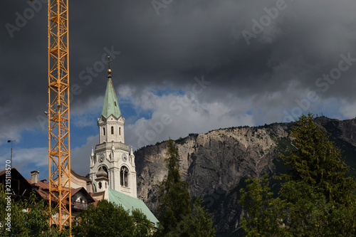 nuvole scure sopra il campanile © Stefano