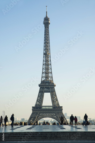 A view of the Eiffel Tower from The hill of the Trocadero © cratervalley
