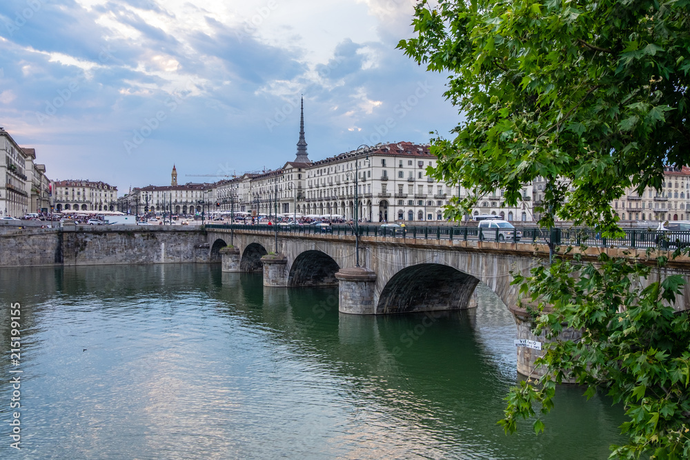 Mole e Ponte Vittorio Emanuele I Torino