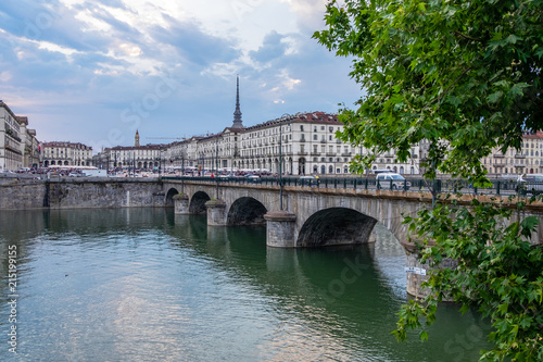 Mole e Ponte Vittorio Emanuele I Torino © Ivano