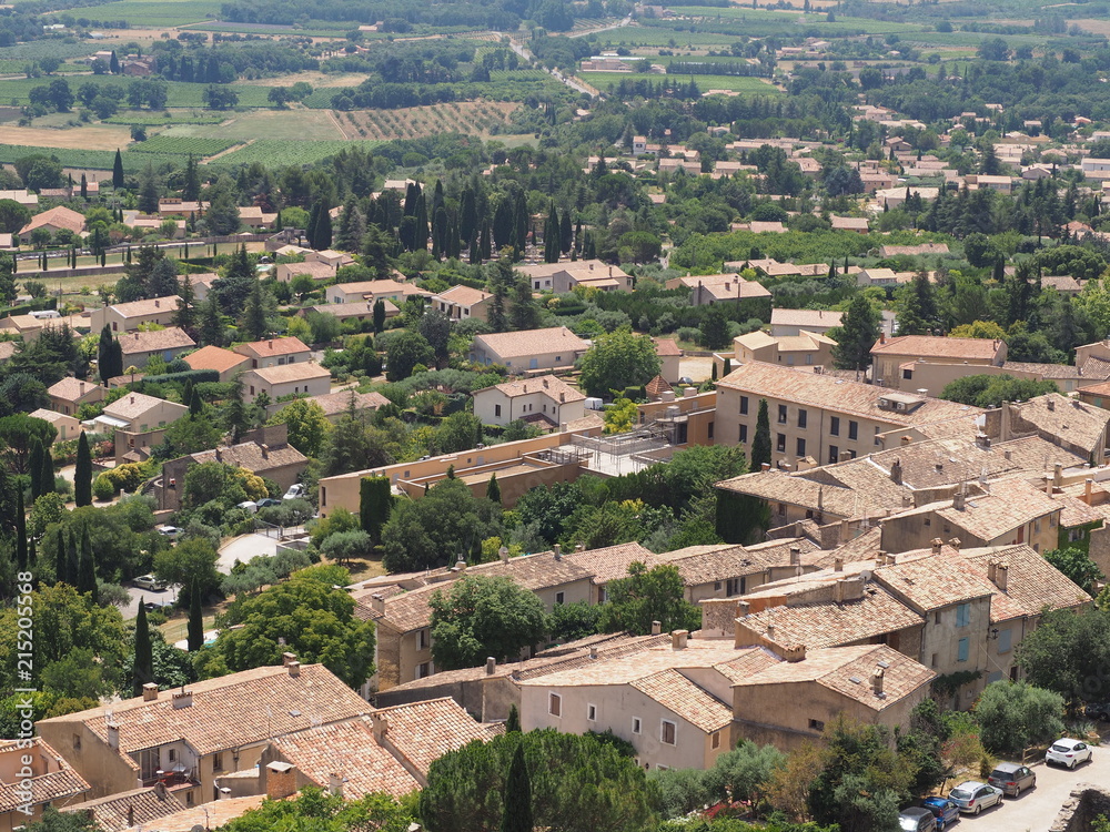 View from the heights of Saint-Saturnin-lès-Apt