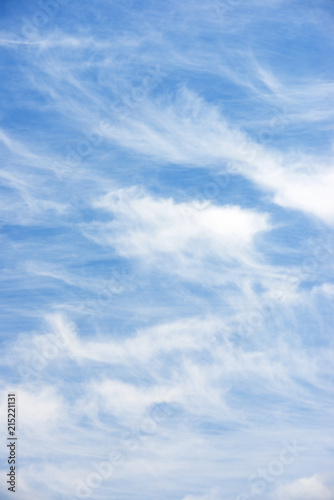 Sky background view © WINDCOLORS