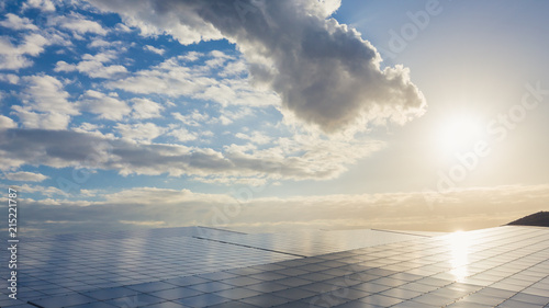 Obraz na płótnie Group of solar and photovoltaic panels for electric power production. w salonie
