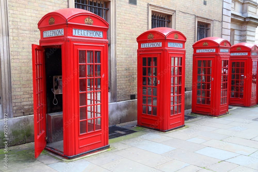 Obraz premium Red telephone box