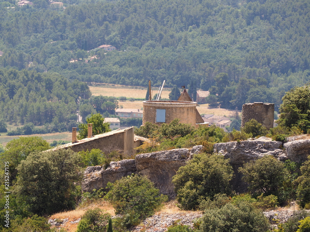 View from the heights of Saint-Saturnin-lès-Apt